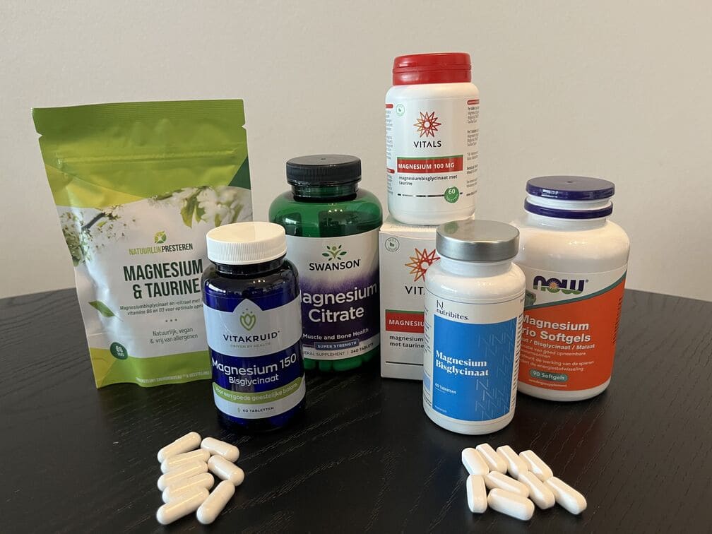 Magnesium & Taurine van Natuurlijk Presteren, Magnesium 150 Bisglycinaat 150 van Vitakruid, Magnesium Citrate van Swanson, Magnesium 100 mg van Vitals, Magnesium Bisglycinaat van Nutribites en Magnesium Trio Softgels van Now in supplementen test van InfoFitness.nl