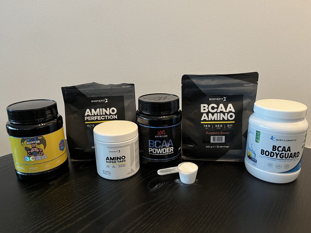 BCAA van Kosso Nutrition, Amino Perfection, Amino Super Tabs en BCAA Amino van Body & Fit, BCAA Bodyguard van Muscle Concepts en BCAA Powder van XXL Nutrition in BCAA test door InfoFitness.nl