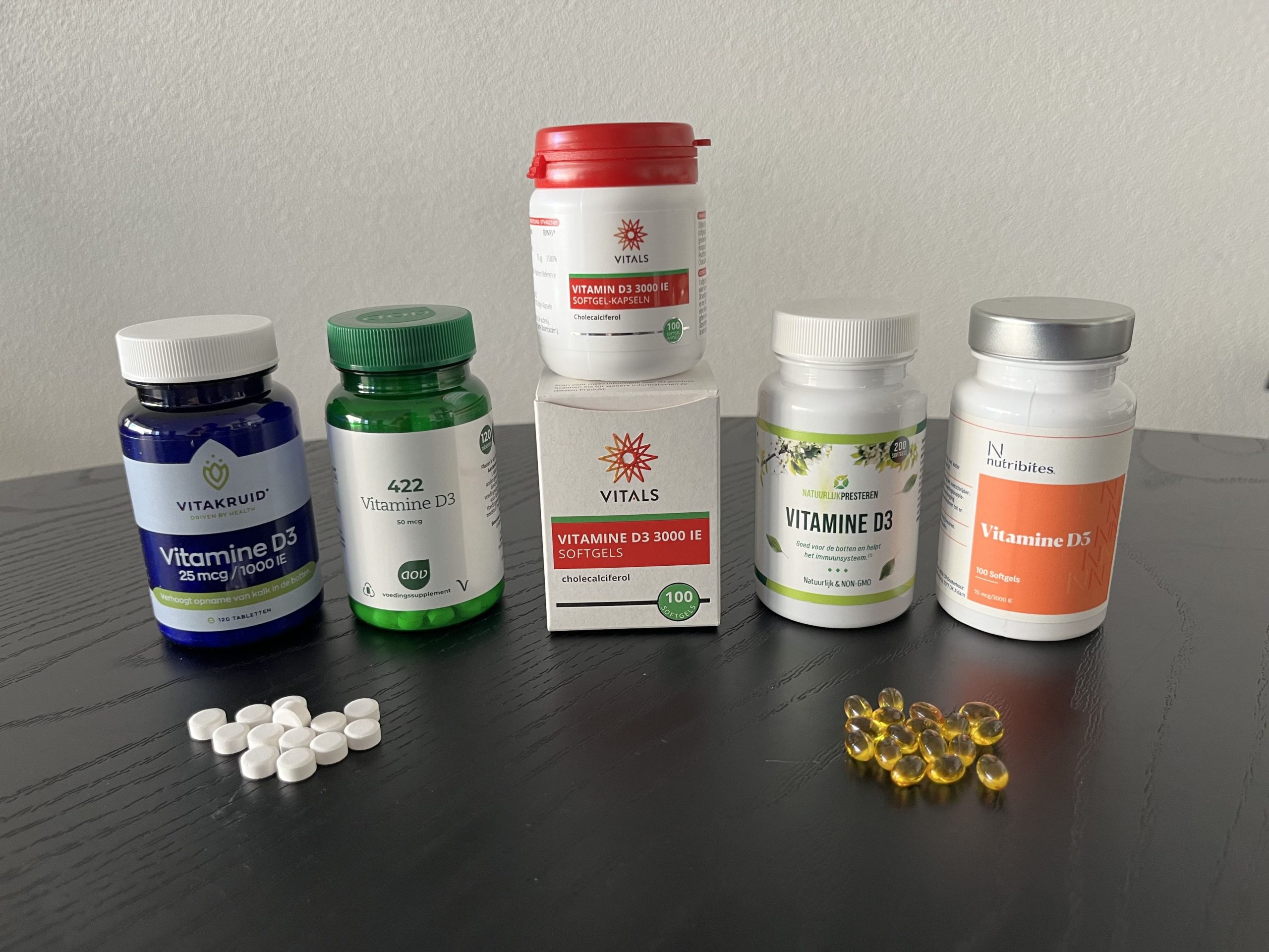 Vitamine D3 van Vitakruid, AOV, Vitals, Natuurlijk Presteren en Nutribites in vitamine D3 test van InfoFitness.nl