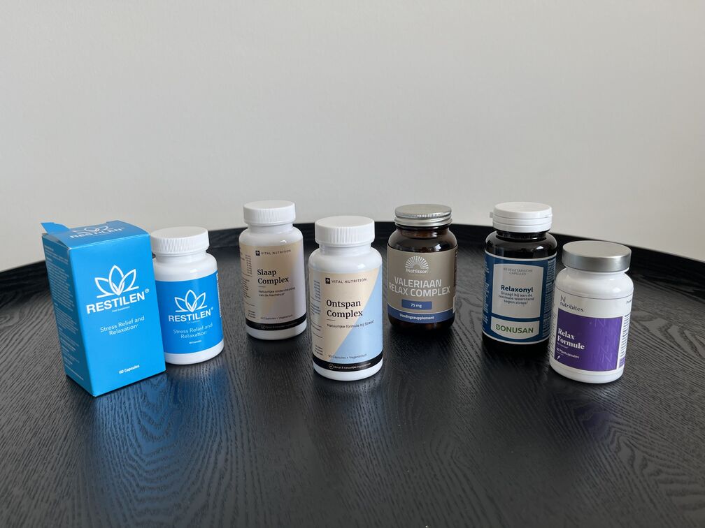 Beste Anti Stress pillen test met Ontspan Complex (Vital Nutrition), Slaap Complex (Vital Nutrition), Restilen, Relax Formule (Nutribites), Relaxonyl (Bonusan) en Valeriaan Complex (Mattisson) door InfoFitness.nl